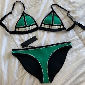 Triangl Bikini NWT! 💚